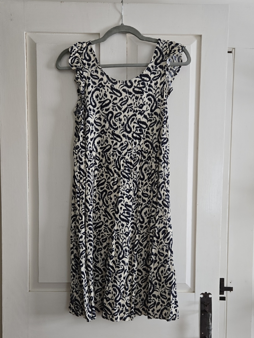 Sleeveless Navy and White Paisley Printed Women's Dress, Midi, Swing Fit